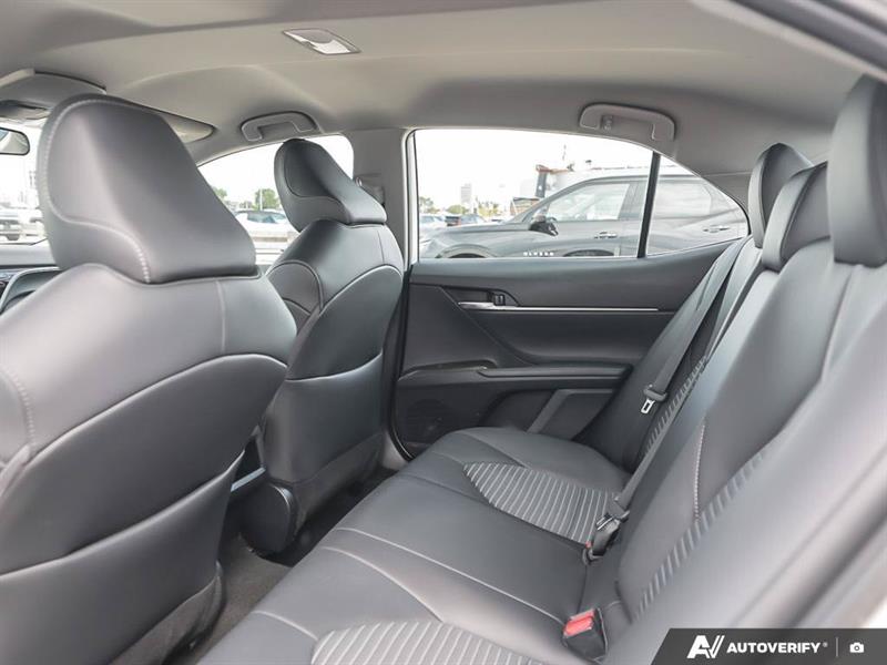 toyota Camry 2024 - 26