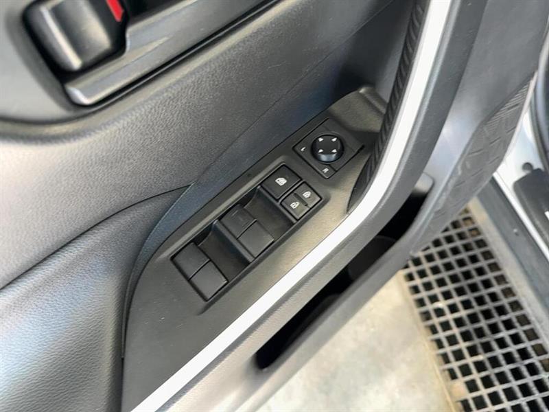 toyota RAV4 2020 - 12