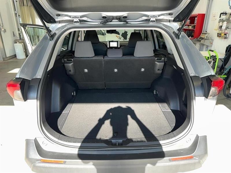 toyota RAV4 2020 - 18