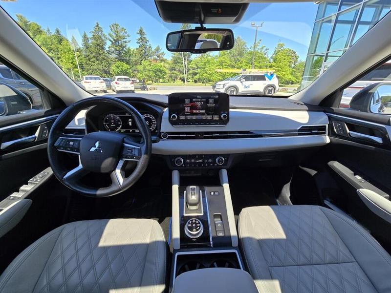 mitsubishi Outlander PHEV 2023 - 14