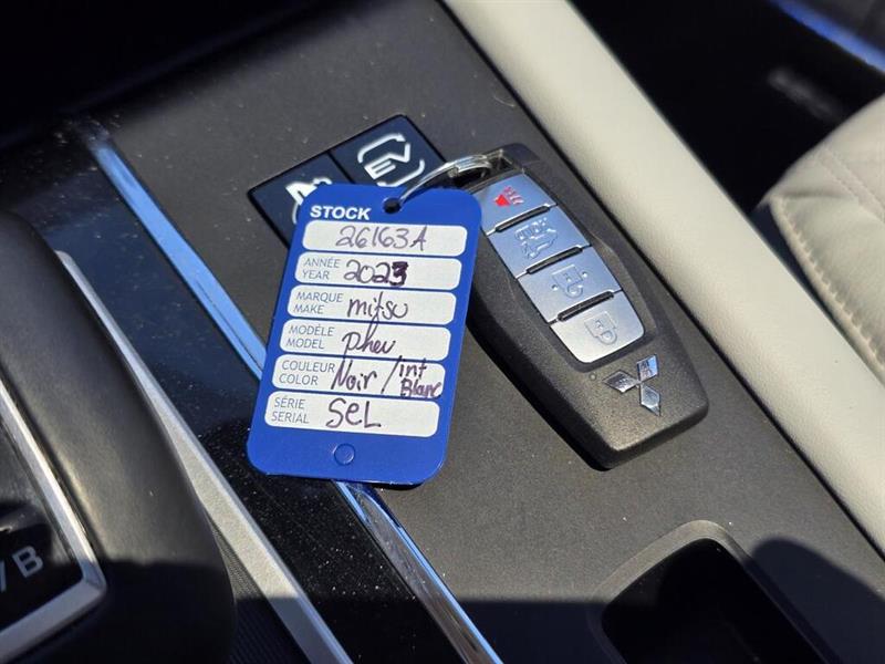 mitsubishi Outlander PHEV 2023 - 29