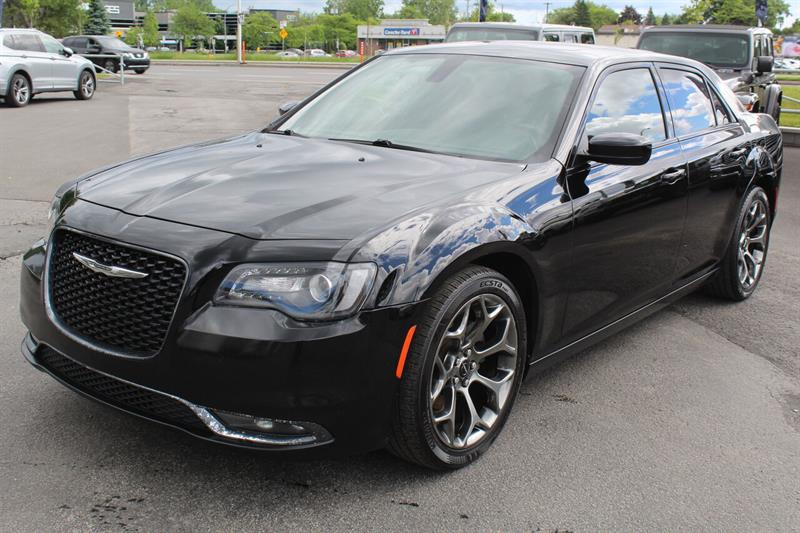 chrysler 300 2016