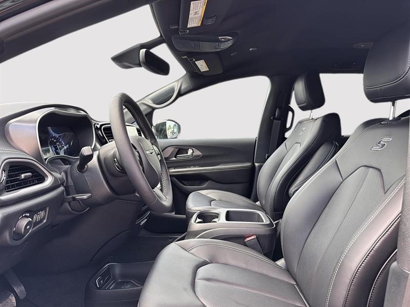 chrysler Pacifica 2026 - 8