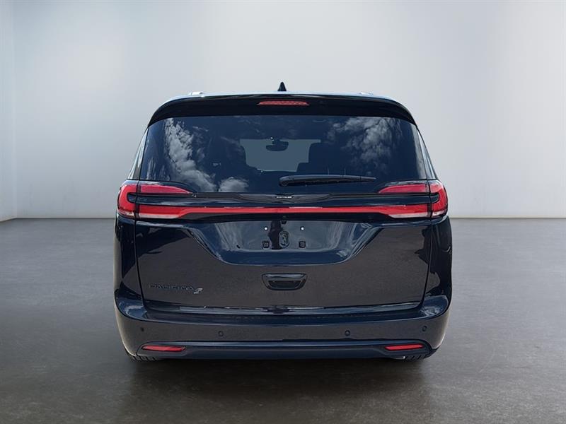 chrysler Pacifica 2026 - 6