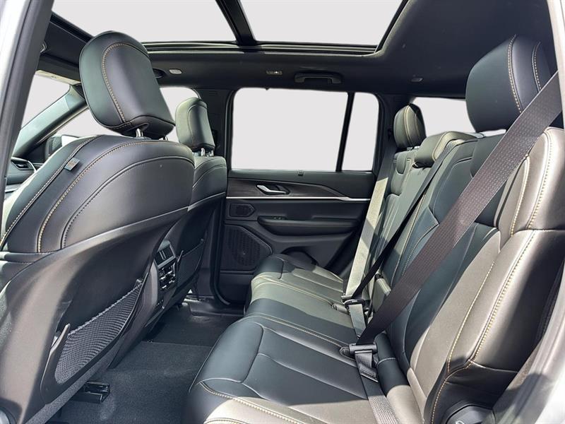 jeep Grand Cherokee 2026 - 12