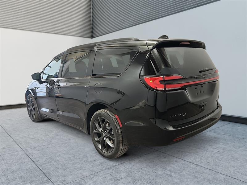 chrysler Pacifica 2026 - 9