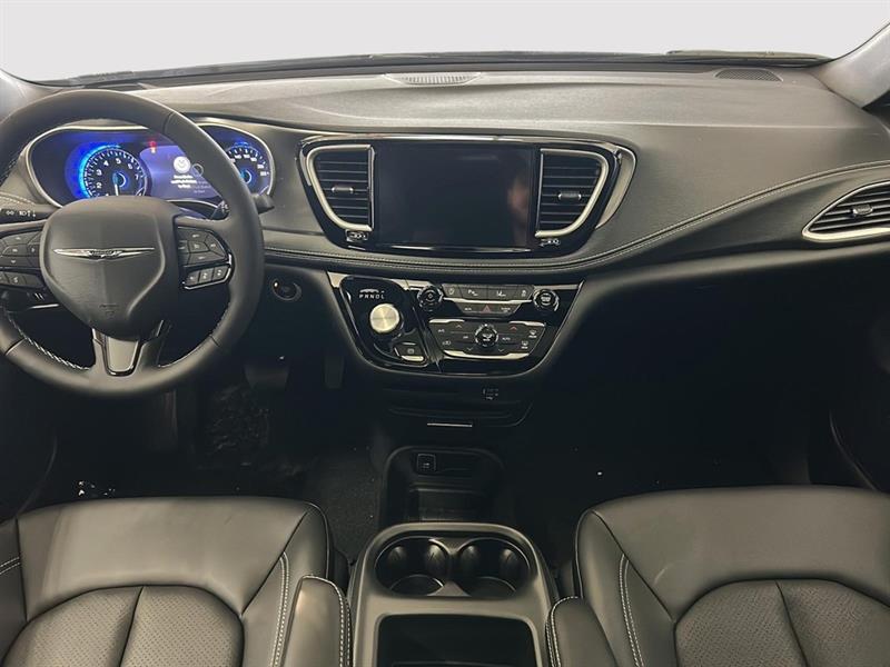 chrysler Pacifica 2026 - 17