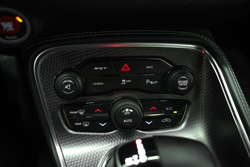 dodge Challenger 2016 - 17