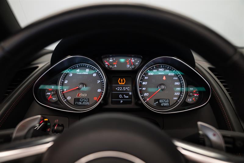 audi R8 2015 - 8