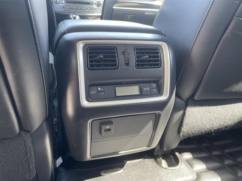 infiniti QX60 2017 - 32