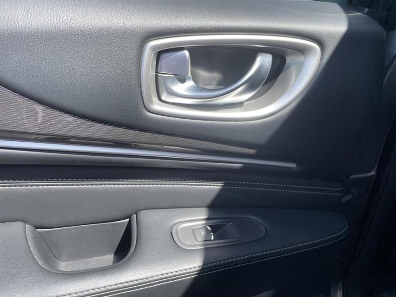 infiniti QX60 2017 - 33