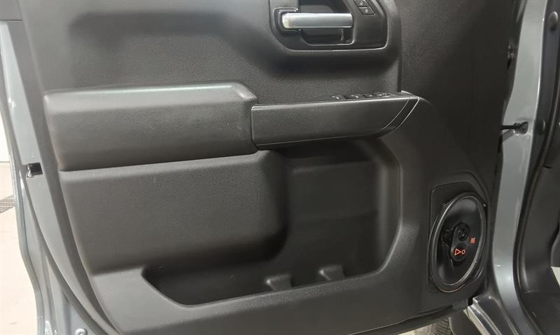 chevrolet Silverado 1500 2021 - 12