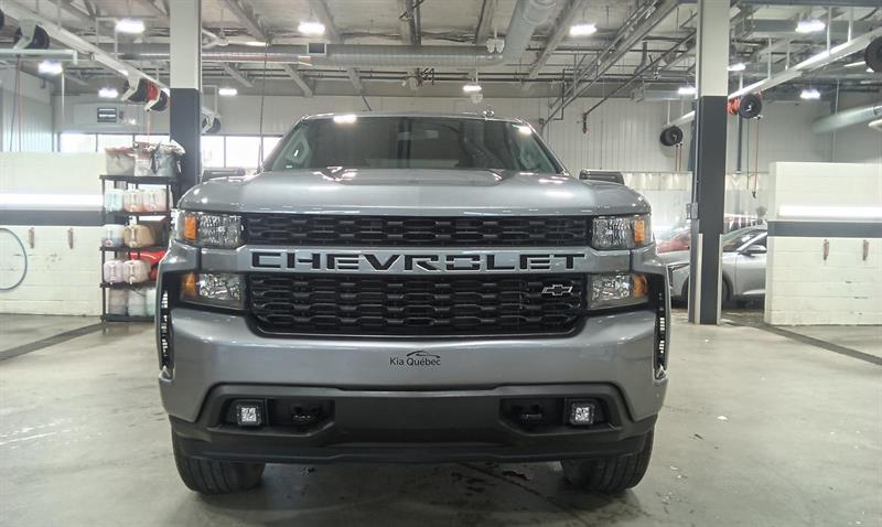 chevrolet Silverado 1500 2021 - 24