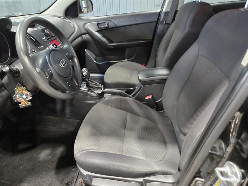 kia Forte 2012 - 10