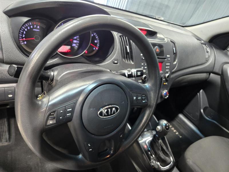 kia Forte 2012 - 16