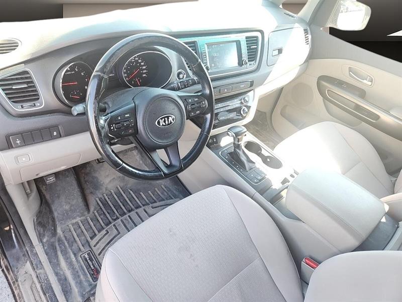 kia Sedona 2018 - 7