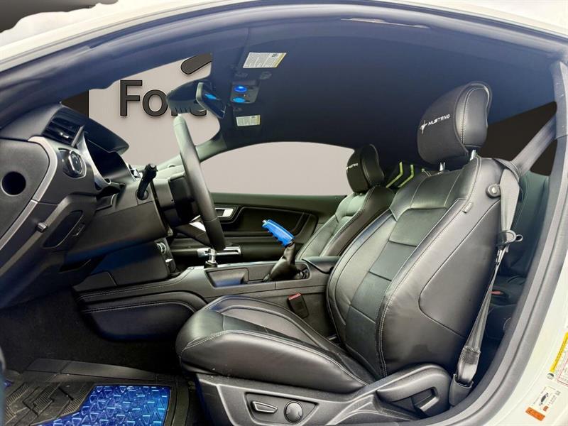 ford Mustang 2022 - 7