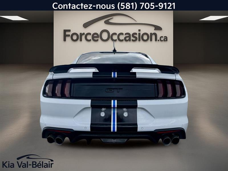 ford Mustang 2022 - 11