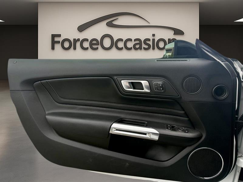 ford Mustang 2022 - 21