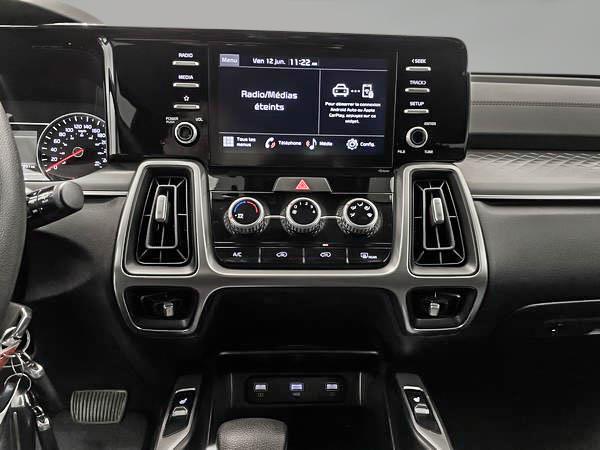 kia Sorento 2022 - 17