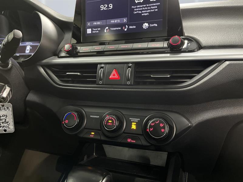 kia Forte 2023 - 18