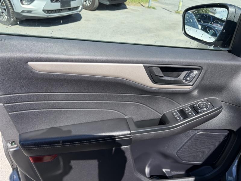 ford Escape 2022 - 11
