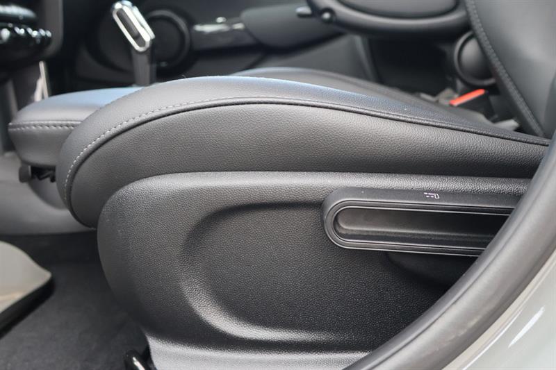 mini 5 Door 2022 - 9