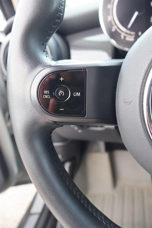 mini 5 Door 2022 - 12