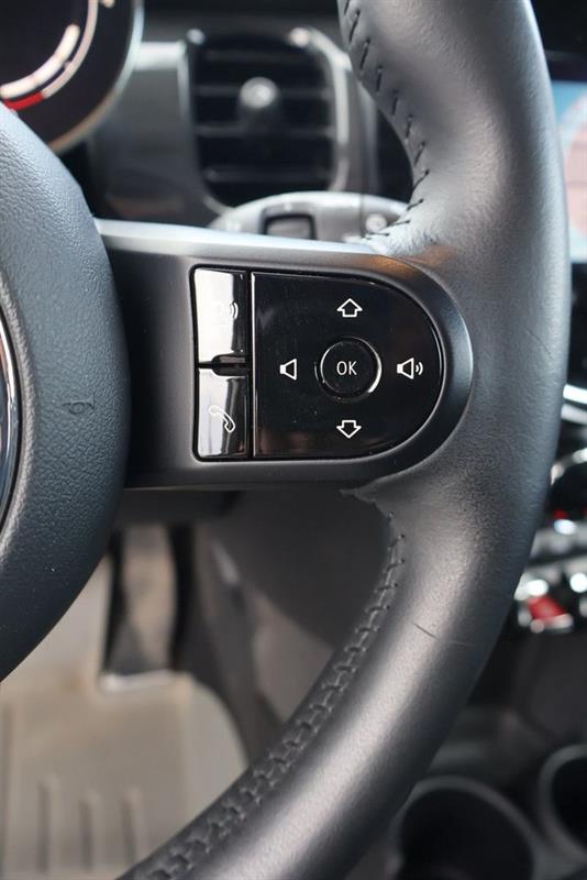 mini 5 Door 2022 - 13