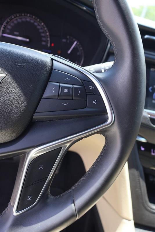 cadillac XT5 2018 - 12