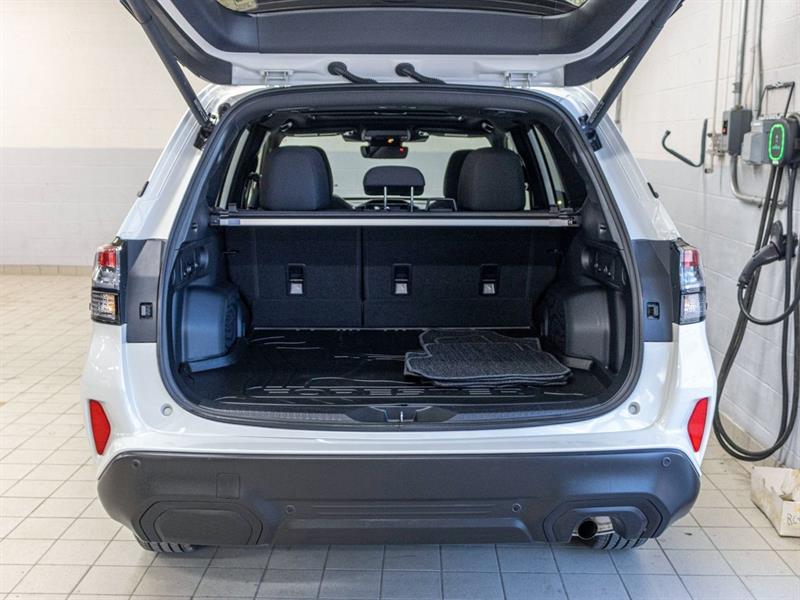 subaru FORESTER TOURING 2025 - 27
