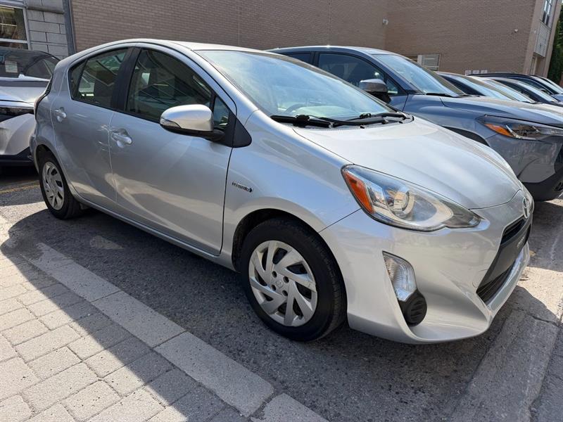 toyota Prius c 2015