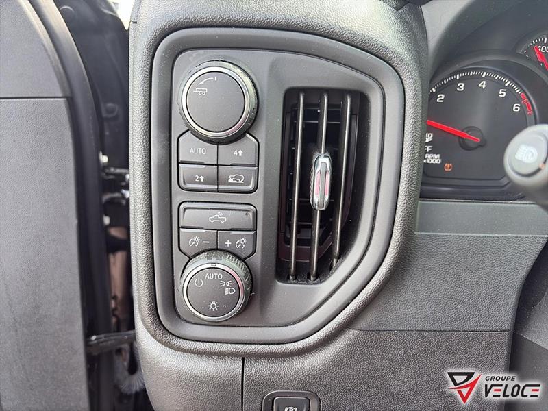 chevrolet Silverado 1500 2024 - 15