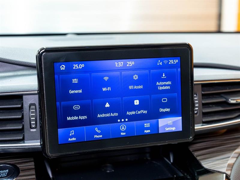 ford Explorer 2022 - 18