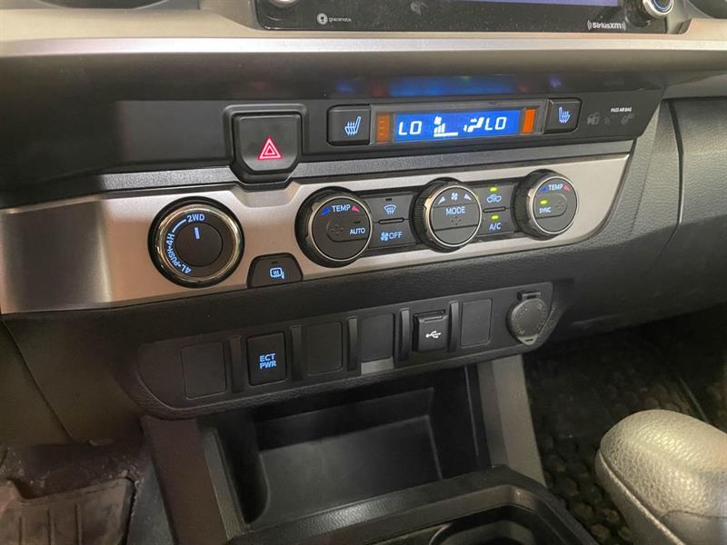 toyota Tacoma 2022 - 12