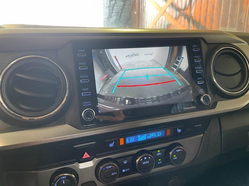 toyota Tacoma 2022 - 13