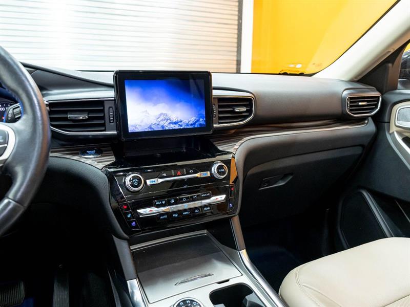 ford Explorer 2022 - 21