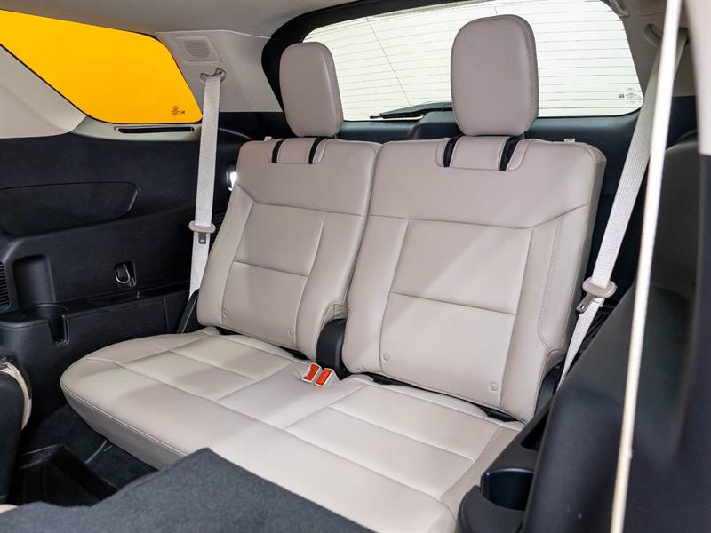 ford Explorer 2022 - 29