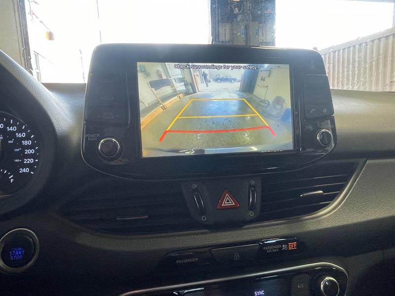 hyundai Elantra GT 2018 - 16