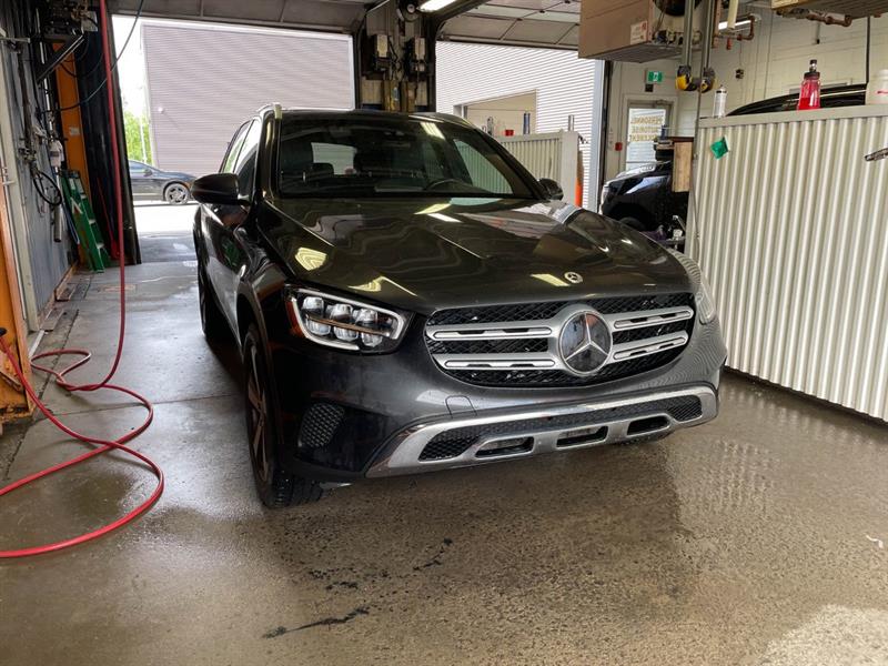 mercedes-benz GLC 2022 - 8
