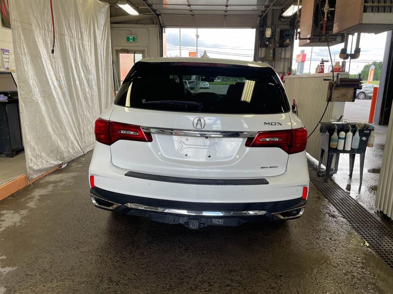 acura MDX 2020 - 9