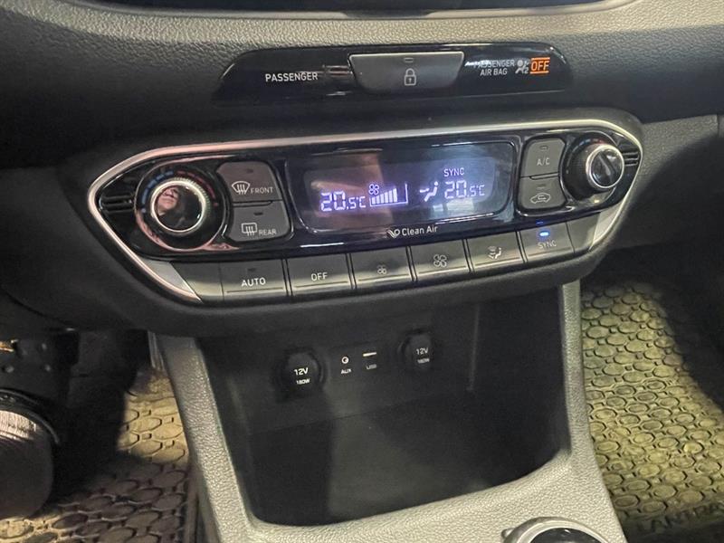 hyundai Elantra GT 2018 - 17