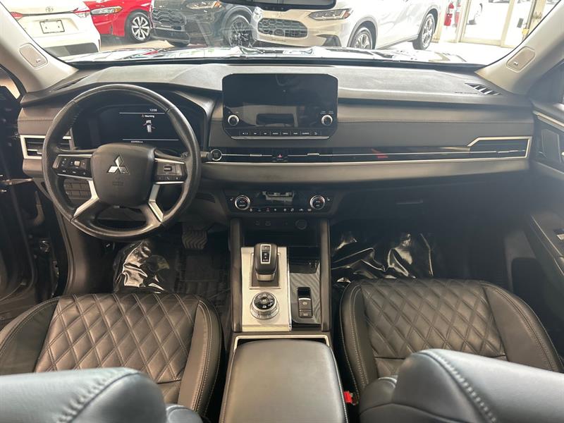 mitsubishi Outlander 2023 - 14
