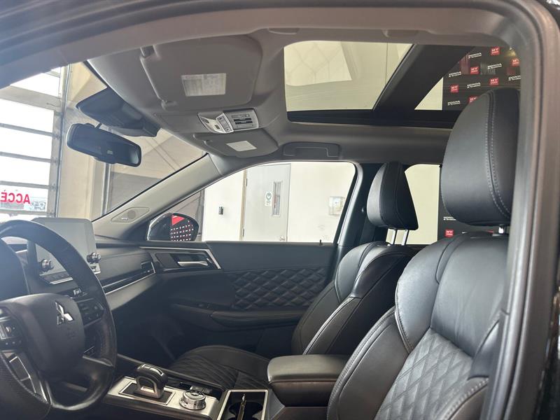 mitsubishi Outlander 2023 - 21