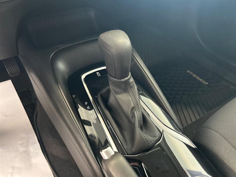 toyota Corolla 2020 - 18