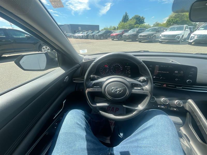 hyundai Elantra 2023 - 17