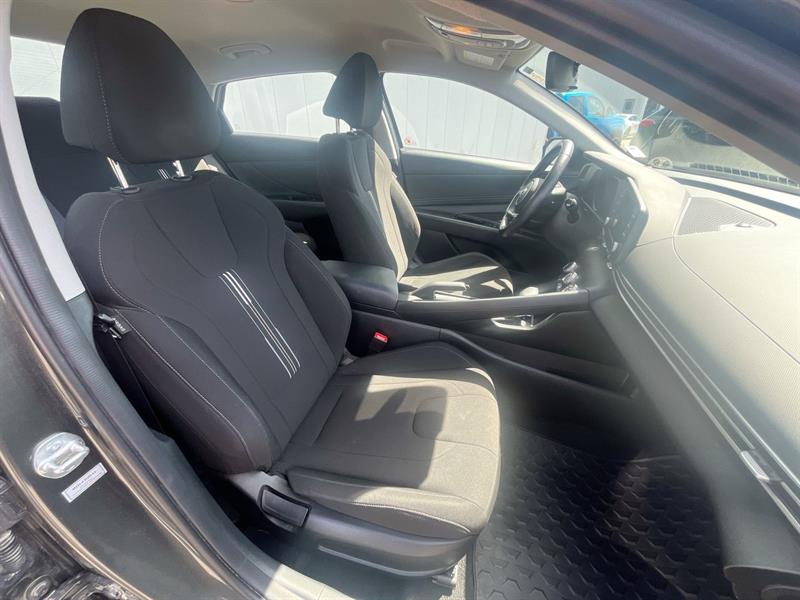 hyundai Elantra 2023 - 40