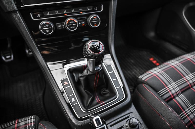 volkswagen Golf GTI 2019 - 15