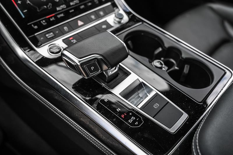 audi Q8 2023 - 17