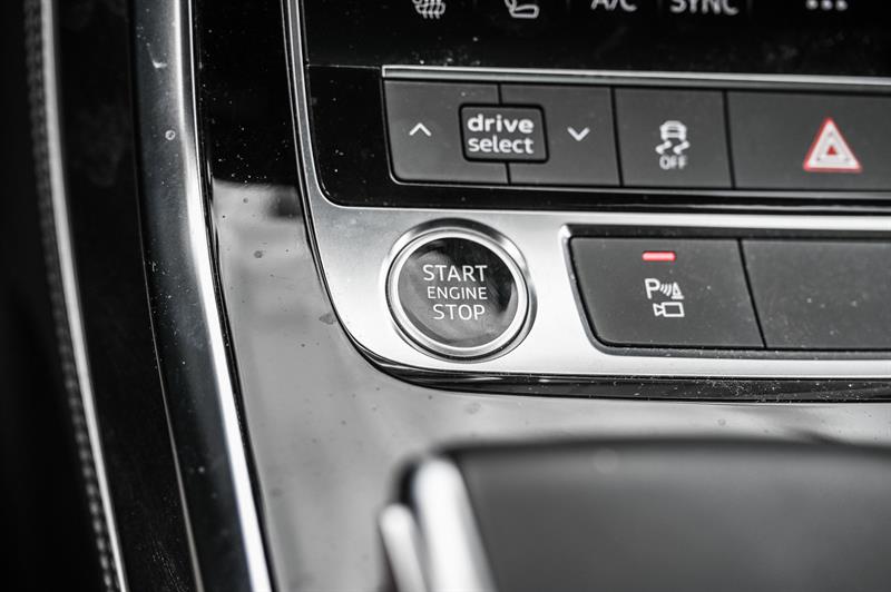audi Q8 2023 - 18